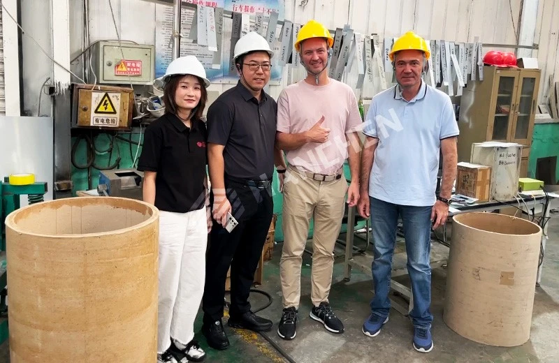 Sandwich-Panel-Manufacturer-Visits-Hanchen-Metal-1 Sandwich-Panel-Manufacturer-Visits-Hanchen-Metal-1